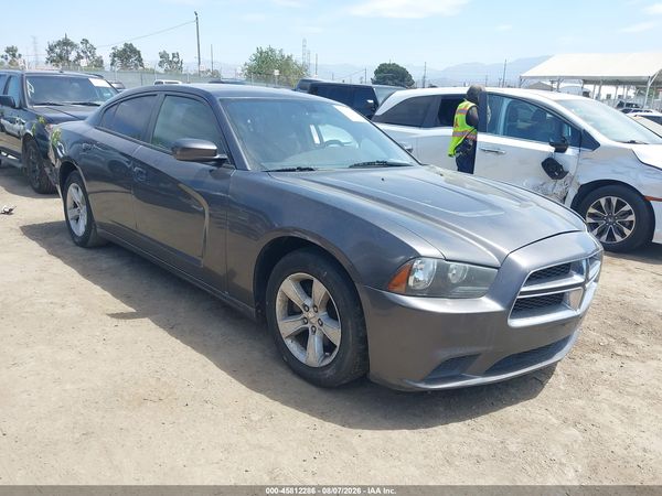 2013 DODGE CHARGER SE