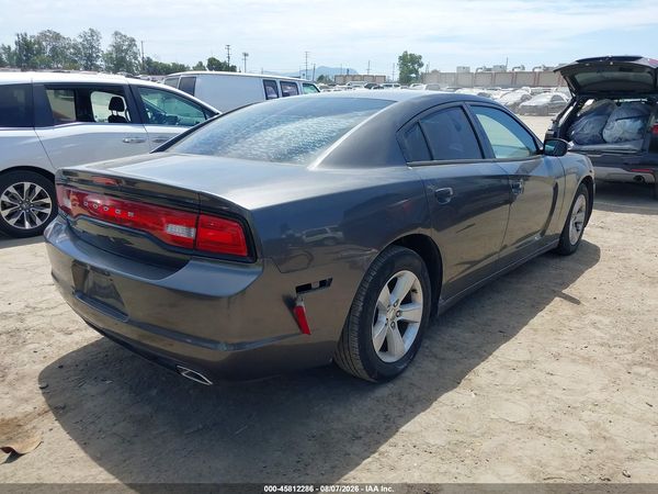 2013 DODGE CHARGER SE