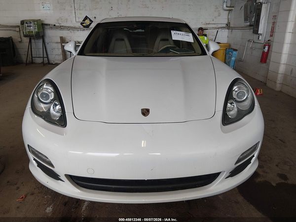 2012 PORSCHE PANAMERA 4