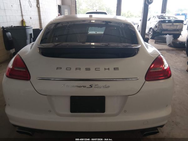 2012 PORSCHE PANAMERA 4
