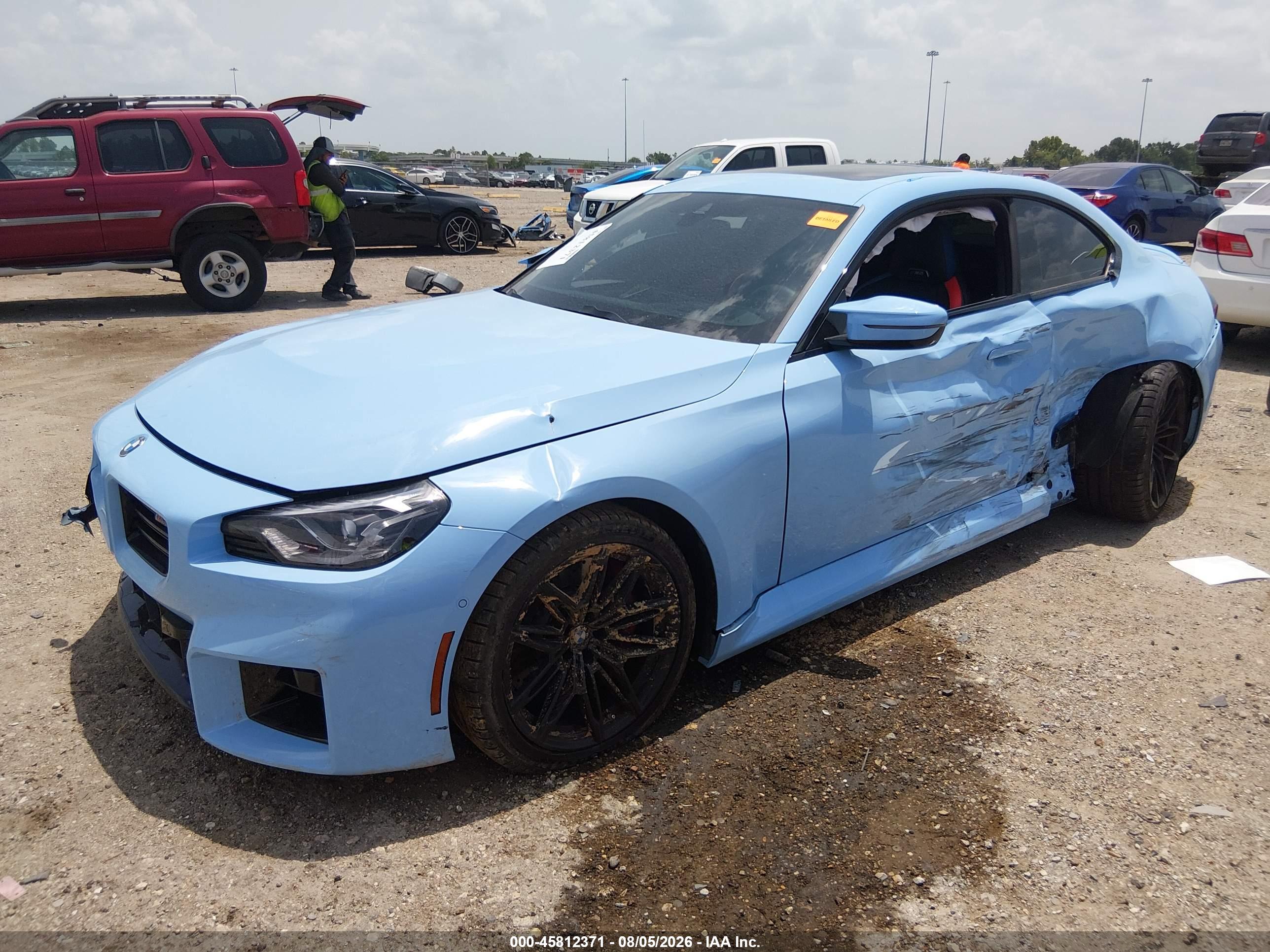2025 BMW M2 — I2