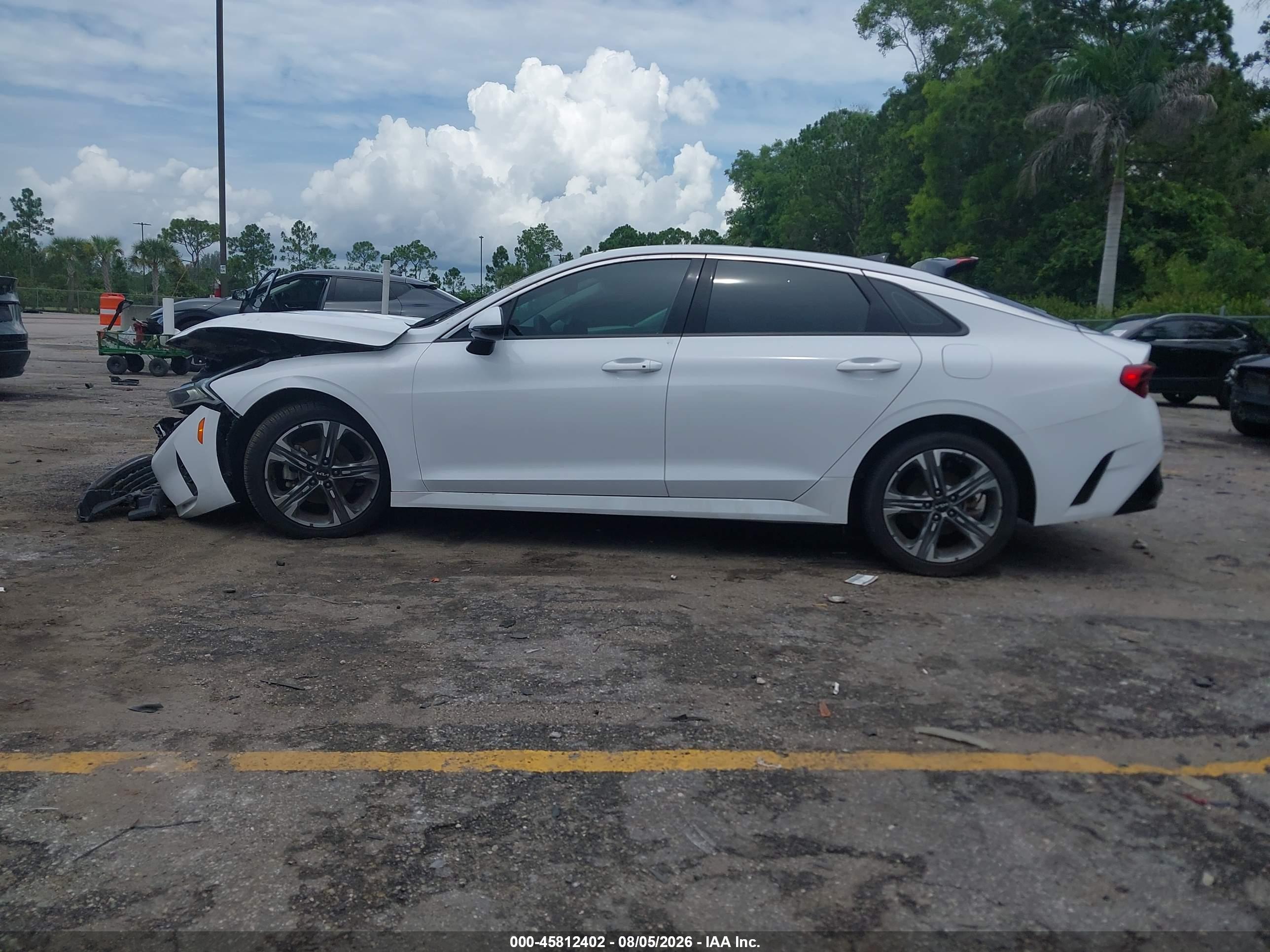 2023 KIA K5 EX