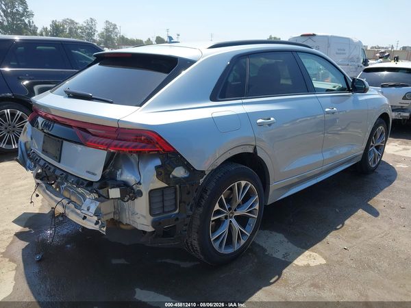 2023 AUDI Q8