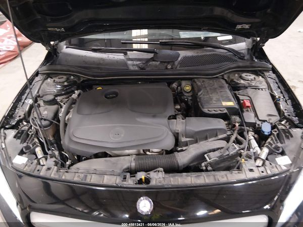 2015 MERCEDES-BENZ GLA 250 GLA250