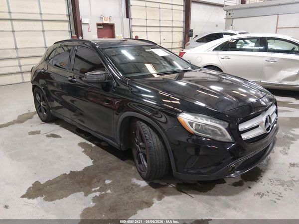 2015 MERCEDES-BENZ GLA 250 GLA250