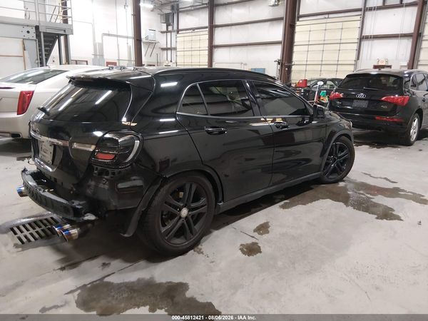 2015 MERCEDES-BENZ GLA 250 GLA250