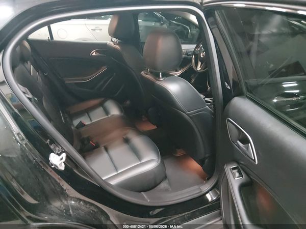 2015 MERCEDES-BENZ GLA 250 GLA250