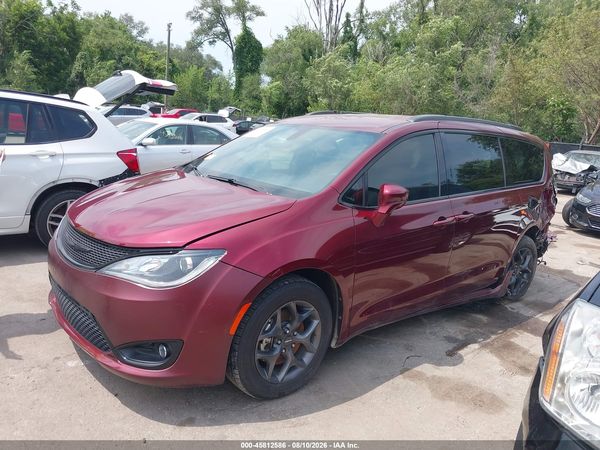 2019 CHRYSLER PACIFICA