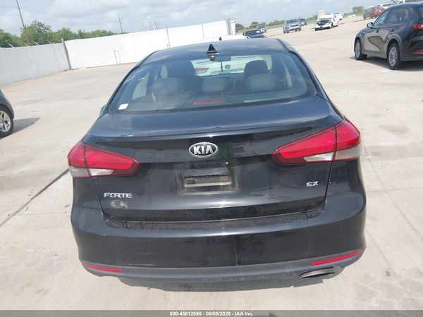 2017 KIA FORTE EX