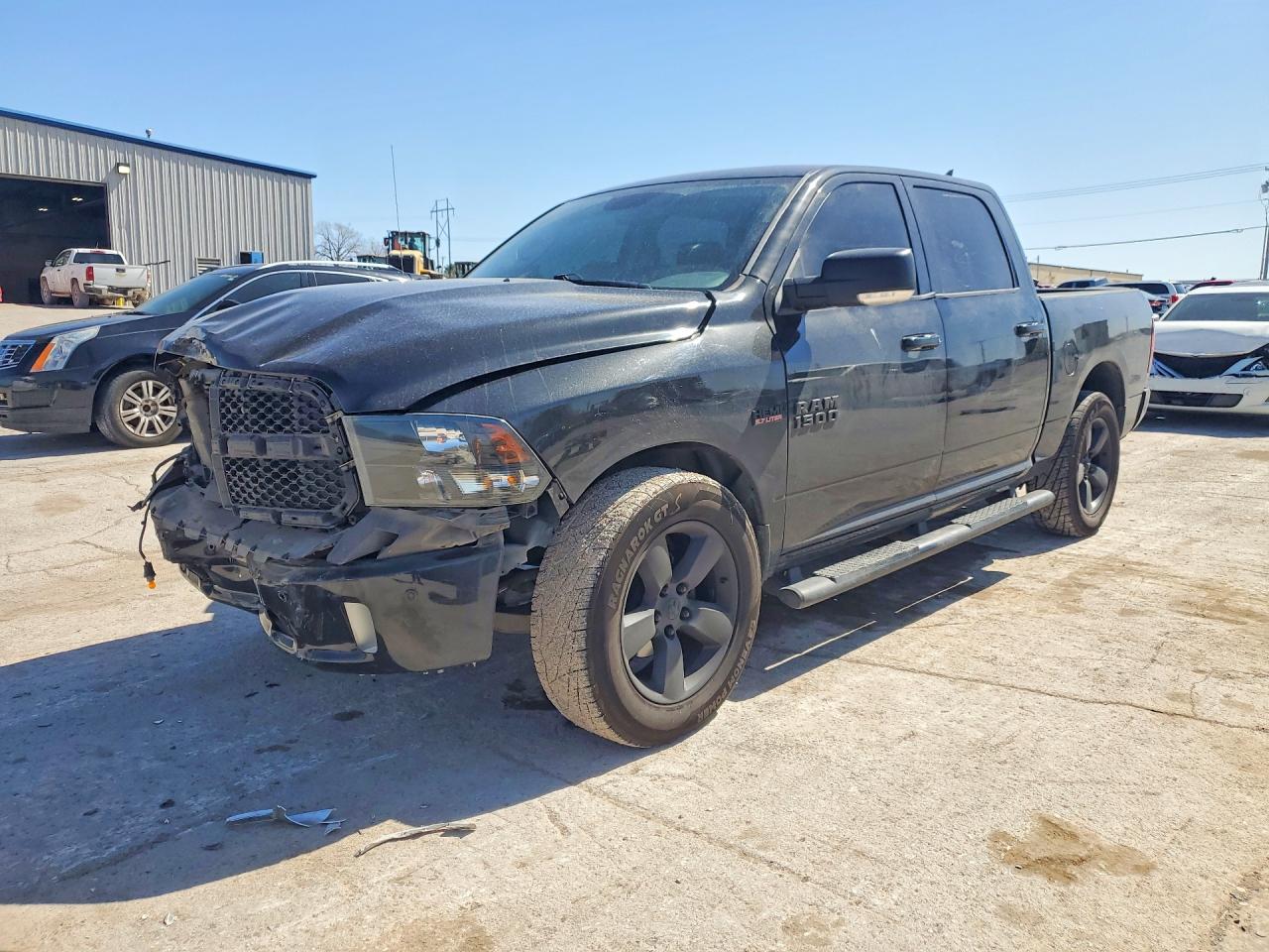 2018 RAM 1500 SLT