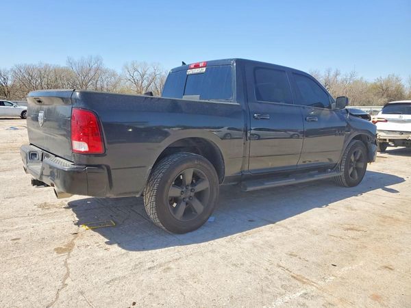 2018 RAM 1500 SLT