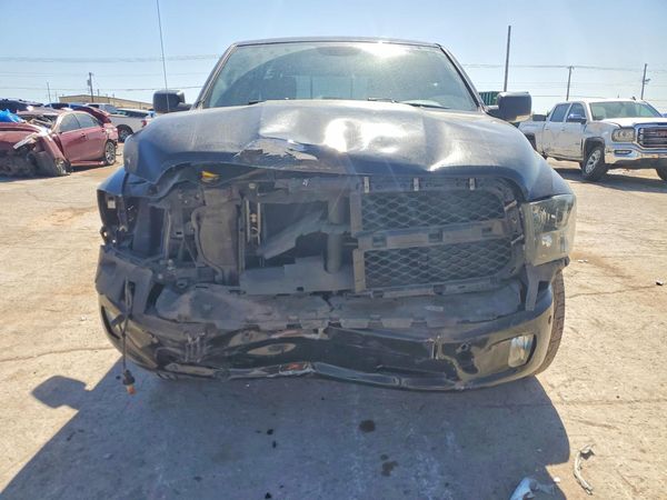 2018 RAM 1500 SLT