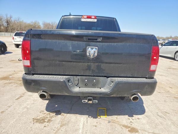 2018 RAM 1500 SLT