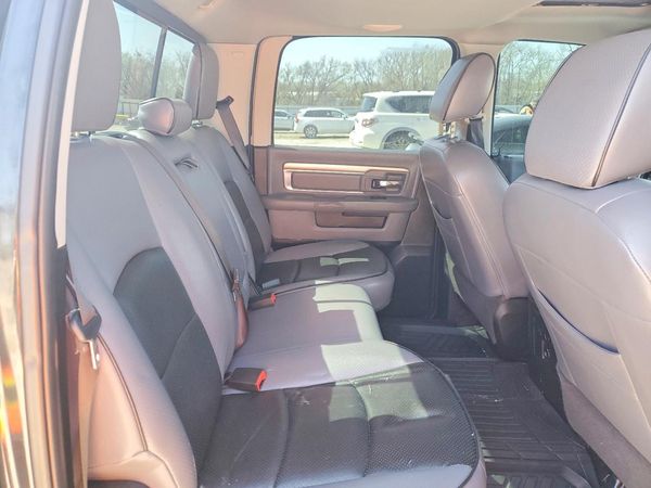 2018 RAM 1500 SLT