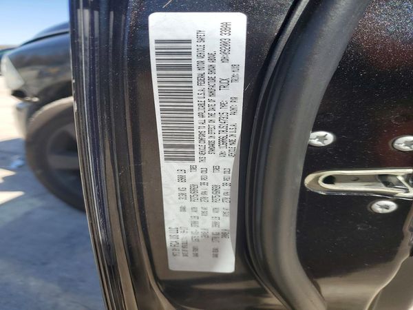 2018 RAM 1500 SLT