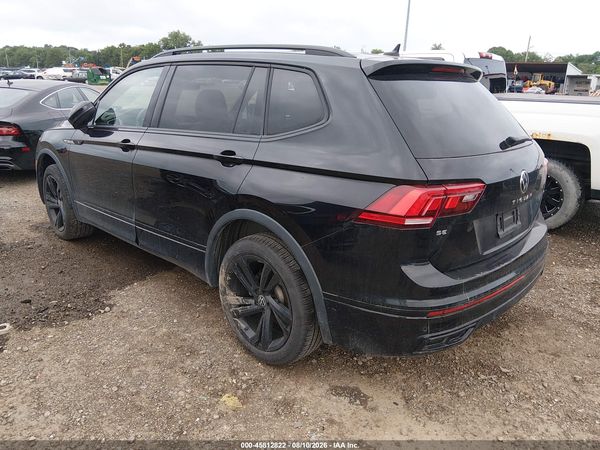 2024 VOLKSWAGEN TIGUAN 2.0T SE R-LINE BLACK — I3