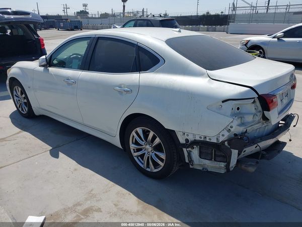 2018 INFINITI Q70 3.7 LUXE