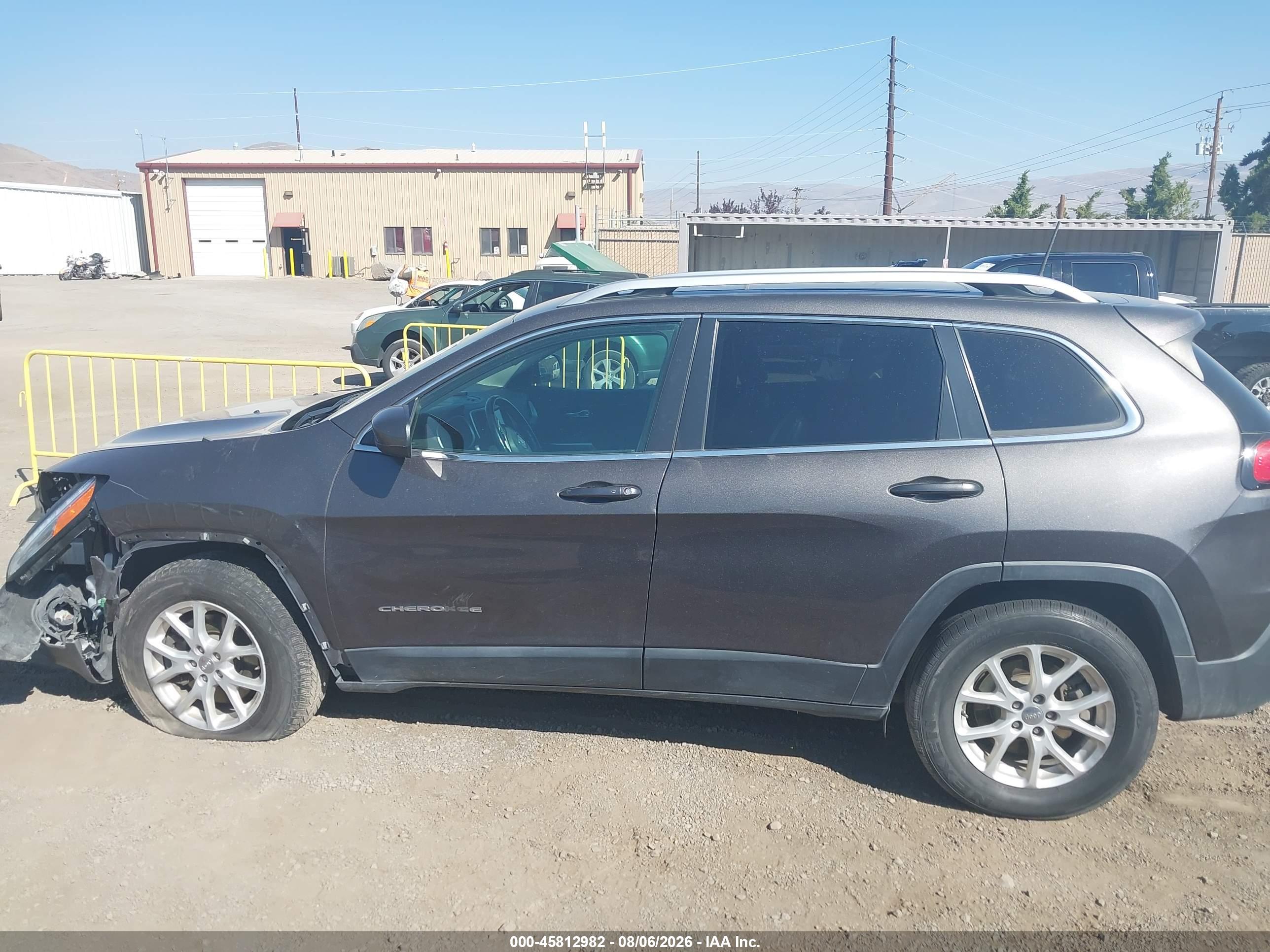 2018 JEEP CHEROKEE LATITUDE PLUS 4X4