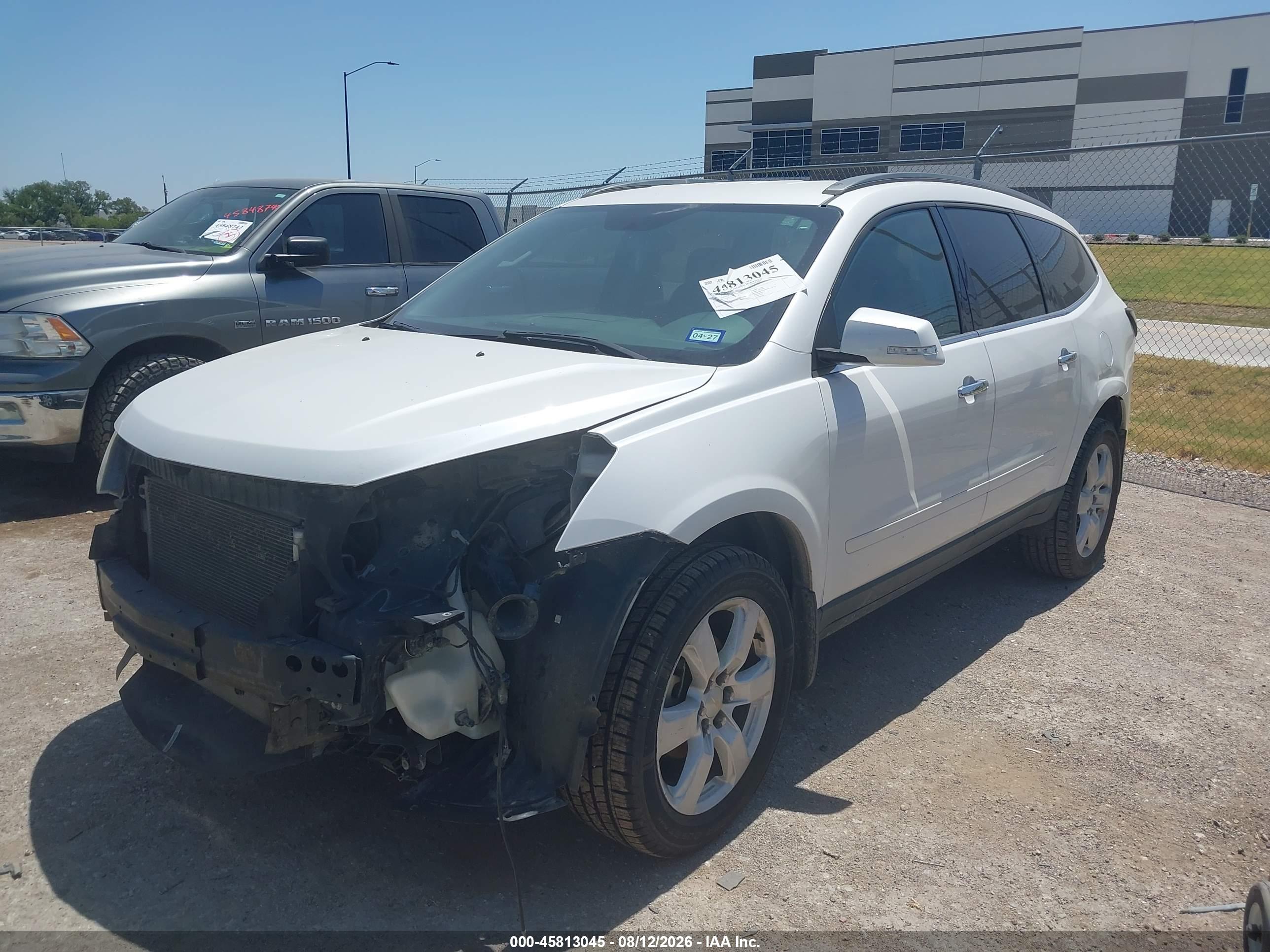 2017 CHEVROLET TRAVERSE LT — I2
