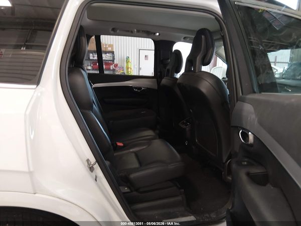 2017 VOLVO XC90 T6 MOMENTUM