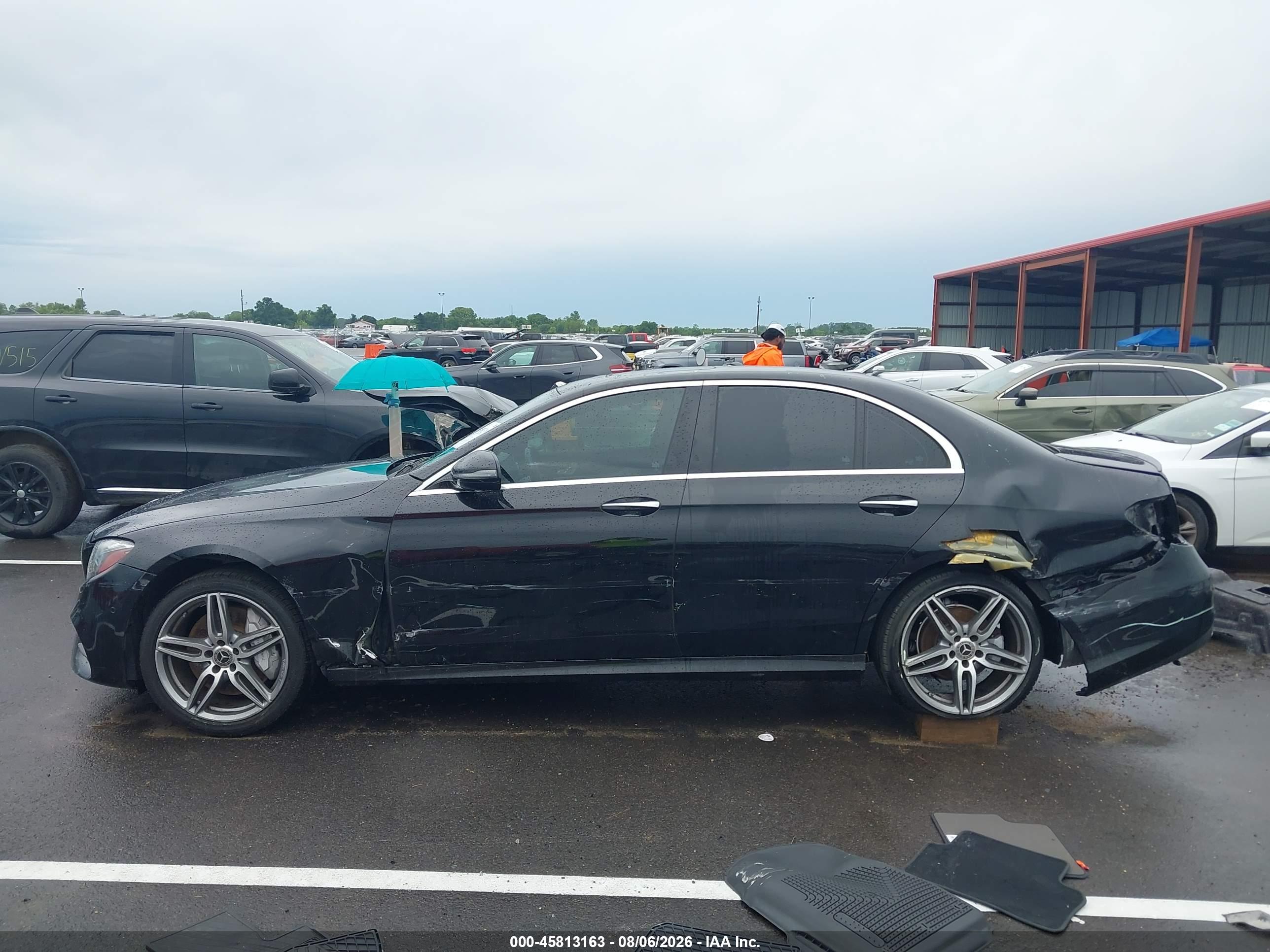 2017 MERCEDES-BENZ E 300 4MATIC