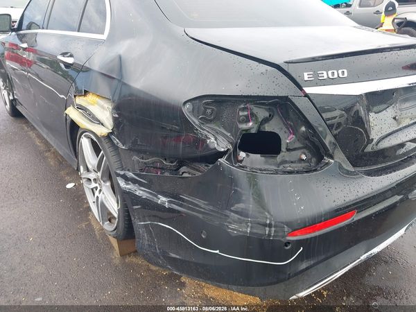 2017 MERCEDES-BENZ E 300 4MATIC