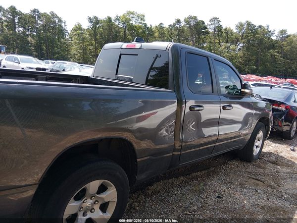 2022 RAM 1500 BIG HORN  4X2 6'4 BOX