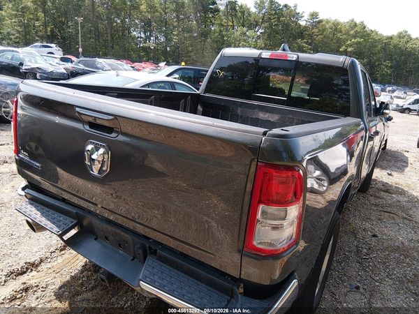 2022 RAM 1500 BIG HORN  4X2 6'4 BOX