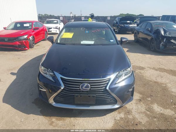 2016 LEXUS ES 300H