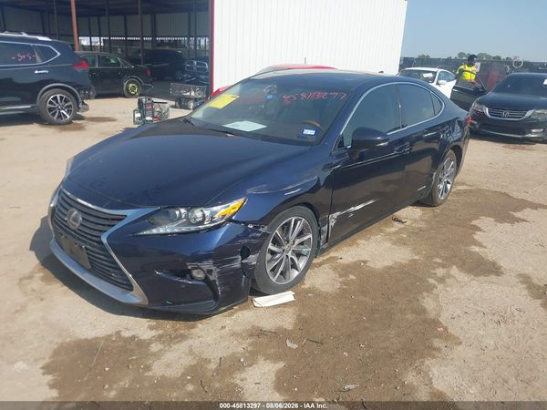 2016 LEXUS ES 300H