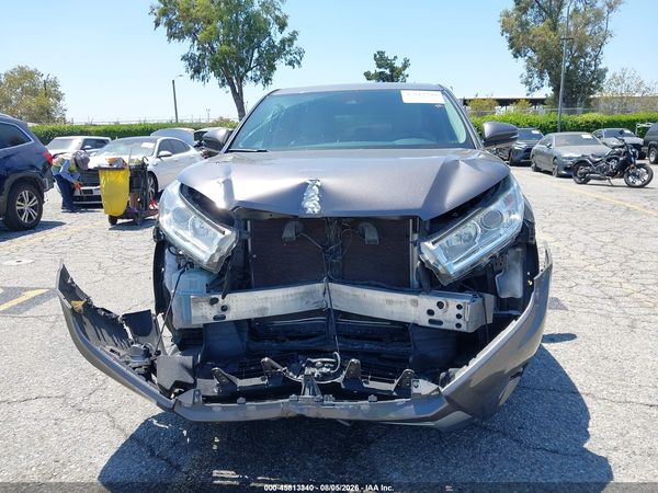 2018 TOYOTA HIGHLANDER LE PLUS