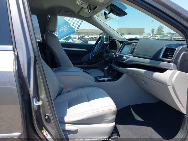 2018 TOYOTA HIGHLANDER LE PLUS