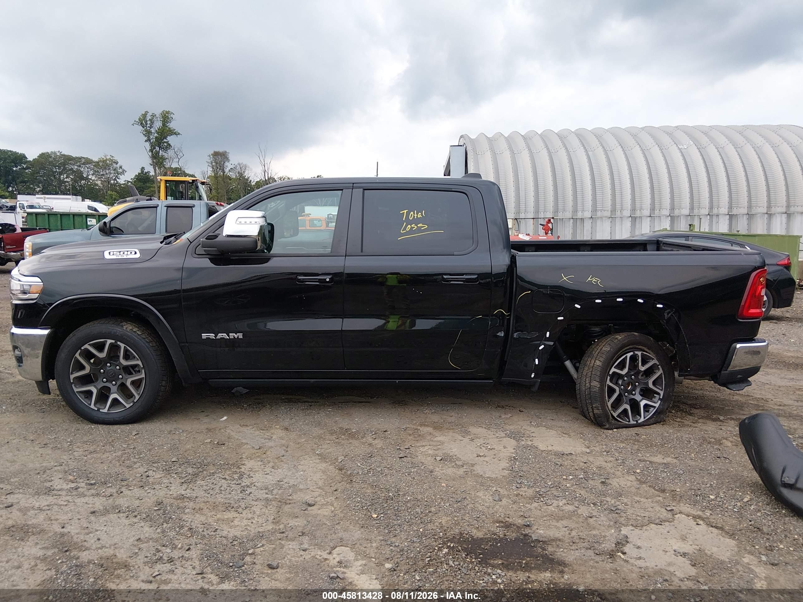 2025 RAM 1500 LARAMIE  4X4 5'7 BOX
