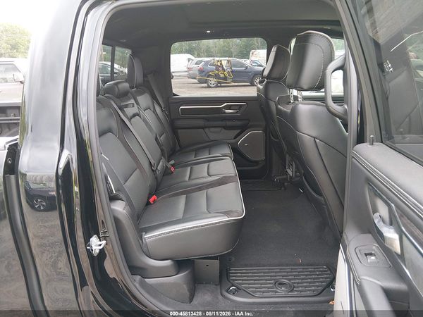 2025 RAM 1500 LARAMIE  4X4 5'7 BOX