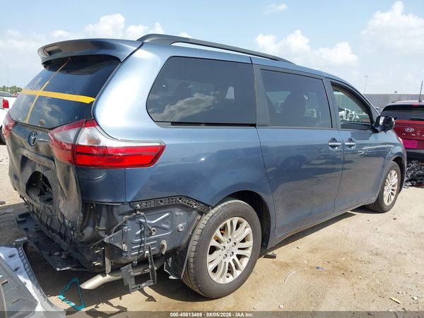 2017 TOYOTA SIENNA XLE 8 PASSENGER