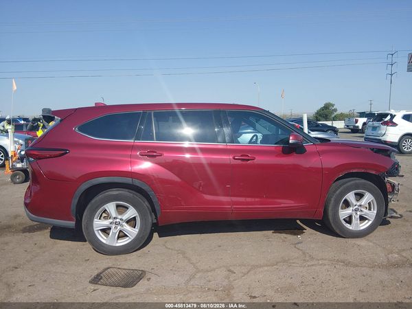 2021 TOYOTA HIGHLANDER LE