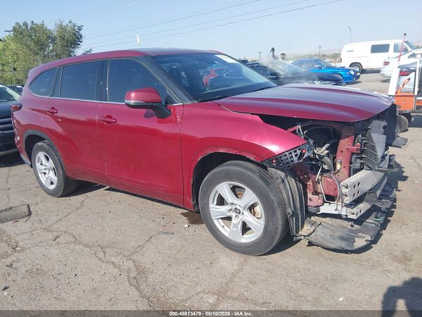 2021 TOYOTA HIGHLANDER LE