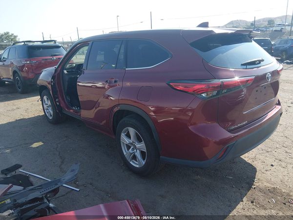 2021 TOYOTA HIGHLANDER LE