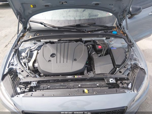 2024 VOLVO S60 B5 ULTIMATE DARK THEME