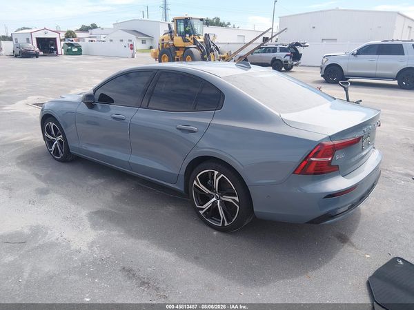 2024 VOLVO S60 B5 ULTIMATE DARK THEME