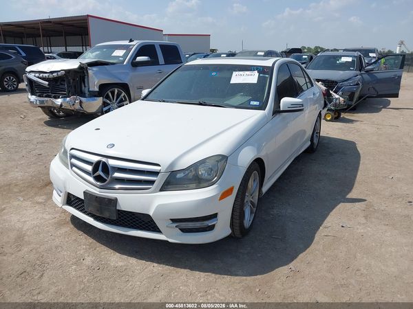 2013 MERCEDES-BENZ C 250 SPORT