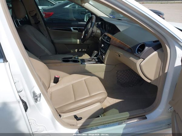 2013 MERCEDES-BENZ C 250 SPORT