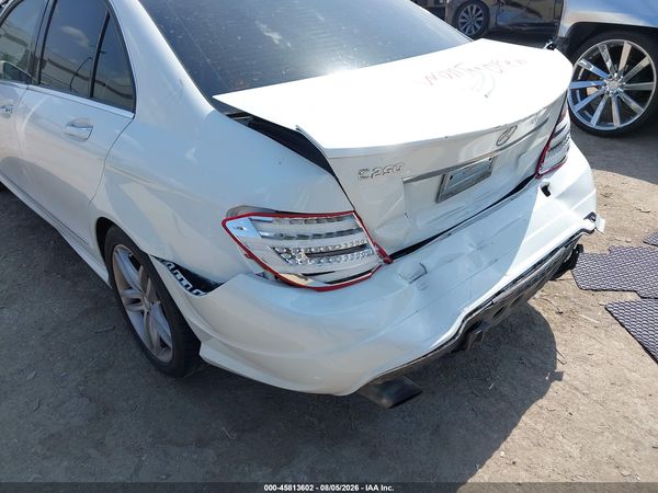2013 MERCEDES-BENZ C 250 SPORT