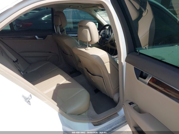 2013 MERCEDES-BENZ C 250 SPORT