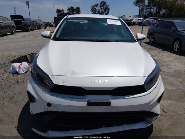 2023 KIA FORTE LXS