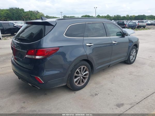 2017 HYUNDAI SANTA FE SE
