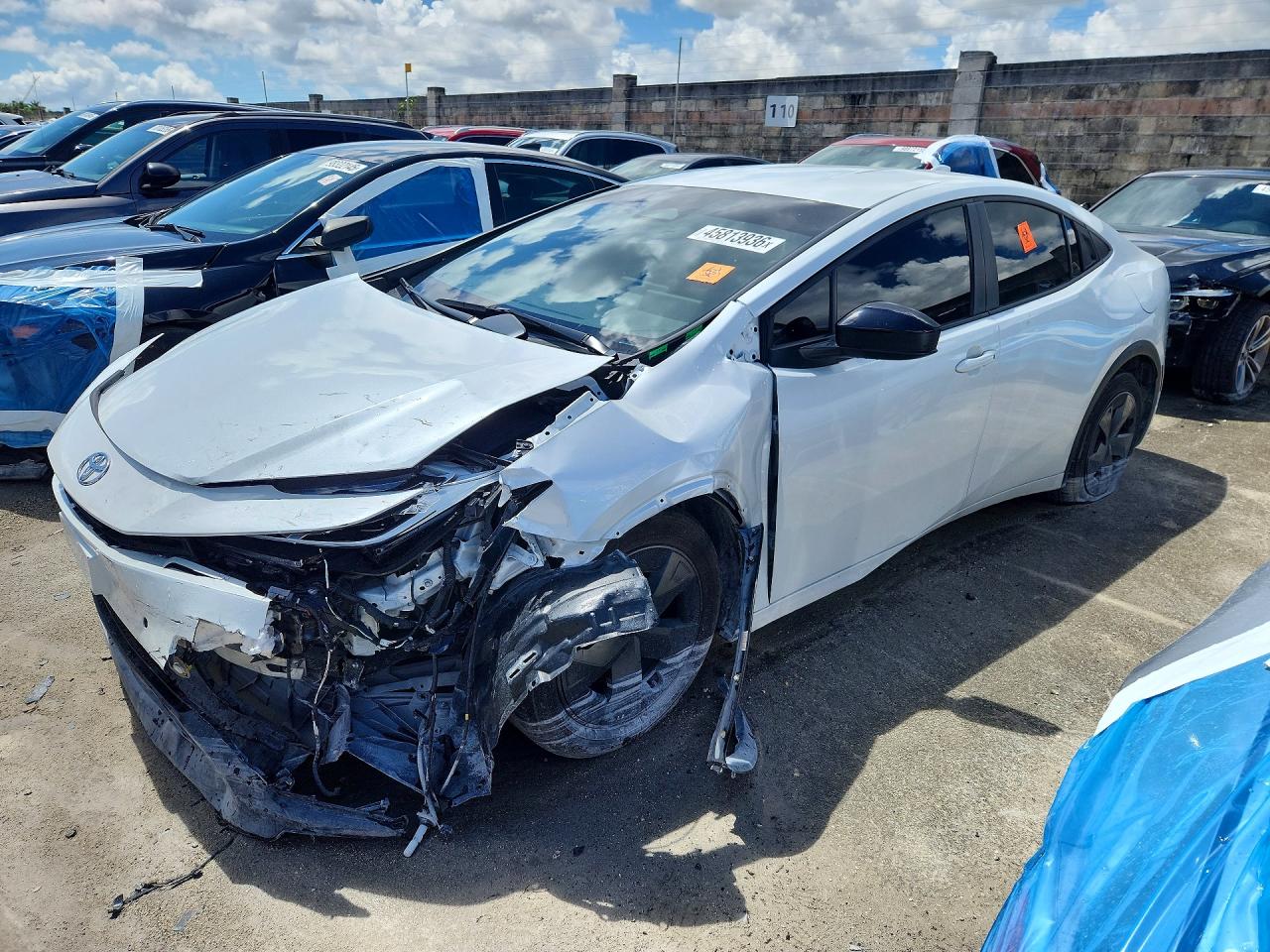 2024 TOYOTA PRIUS — Front 3/4