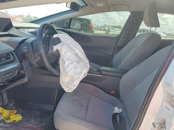 2024 TOYOTA PRIUS — DENT