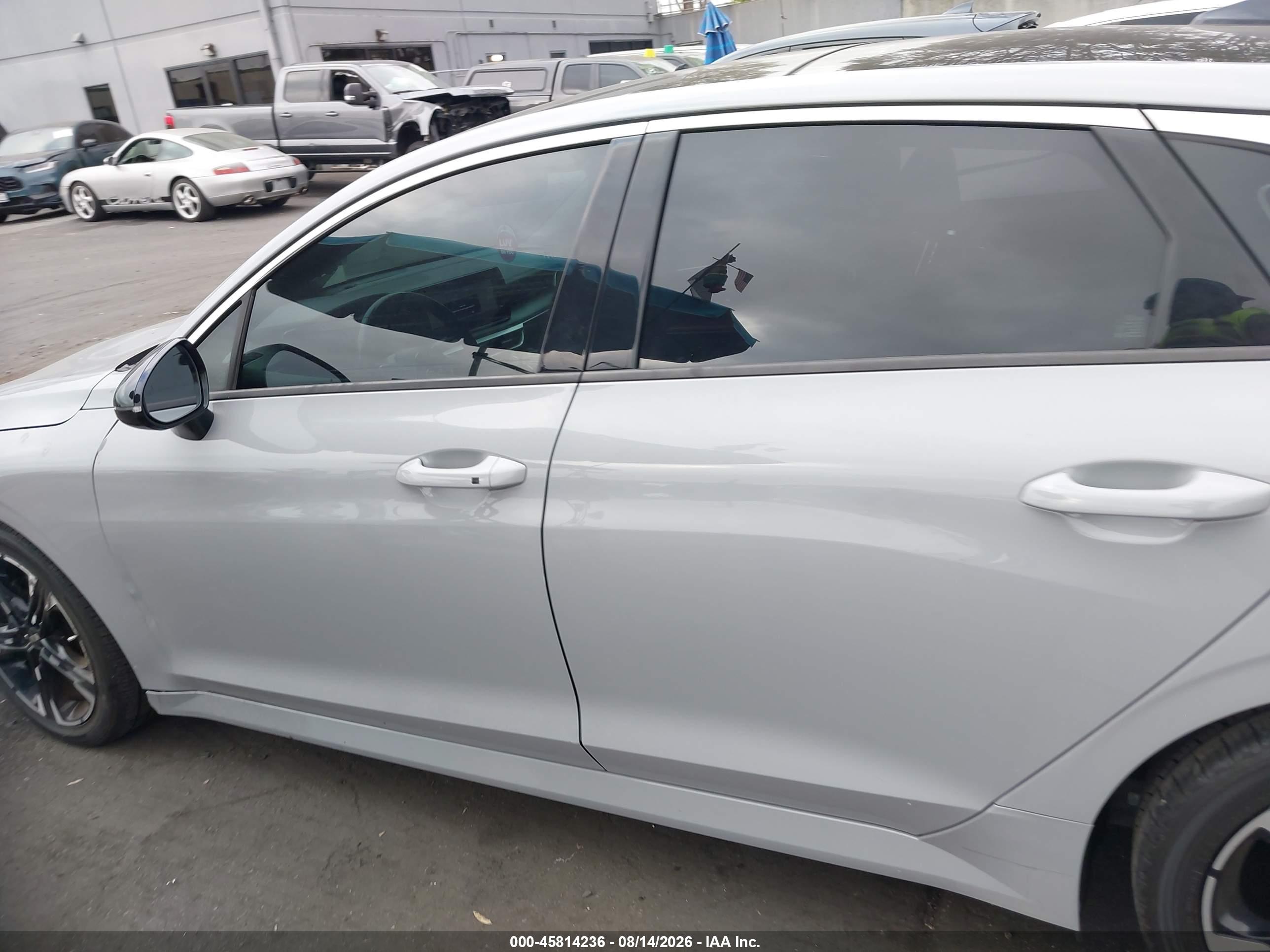 2021 KIA K5 GT-LINE