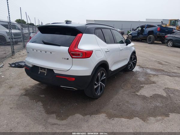 2019 VOLVO XC40 T5 R-DESIGN